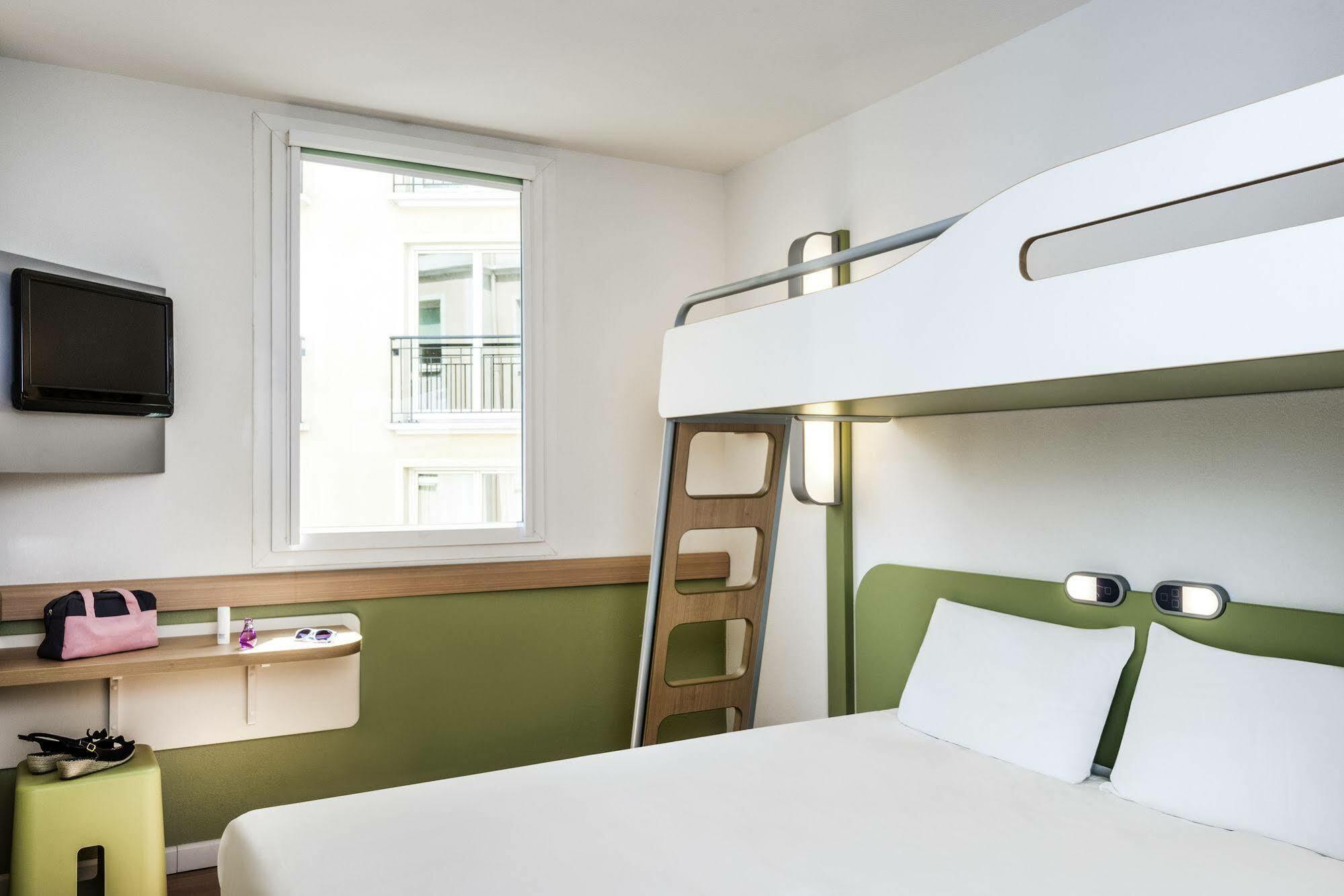 Ibis Budget Fontainebleau Avon Exterior foto